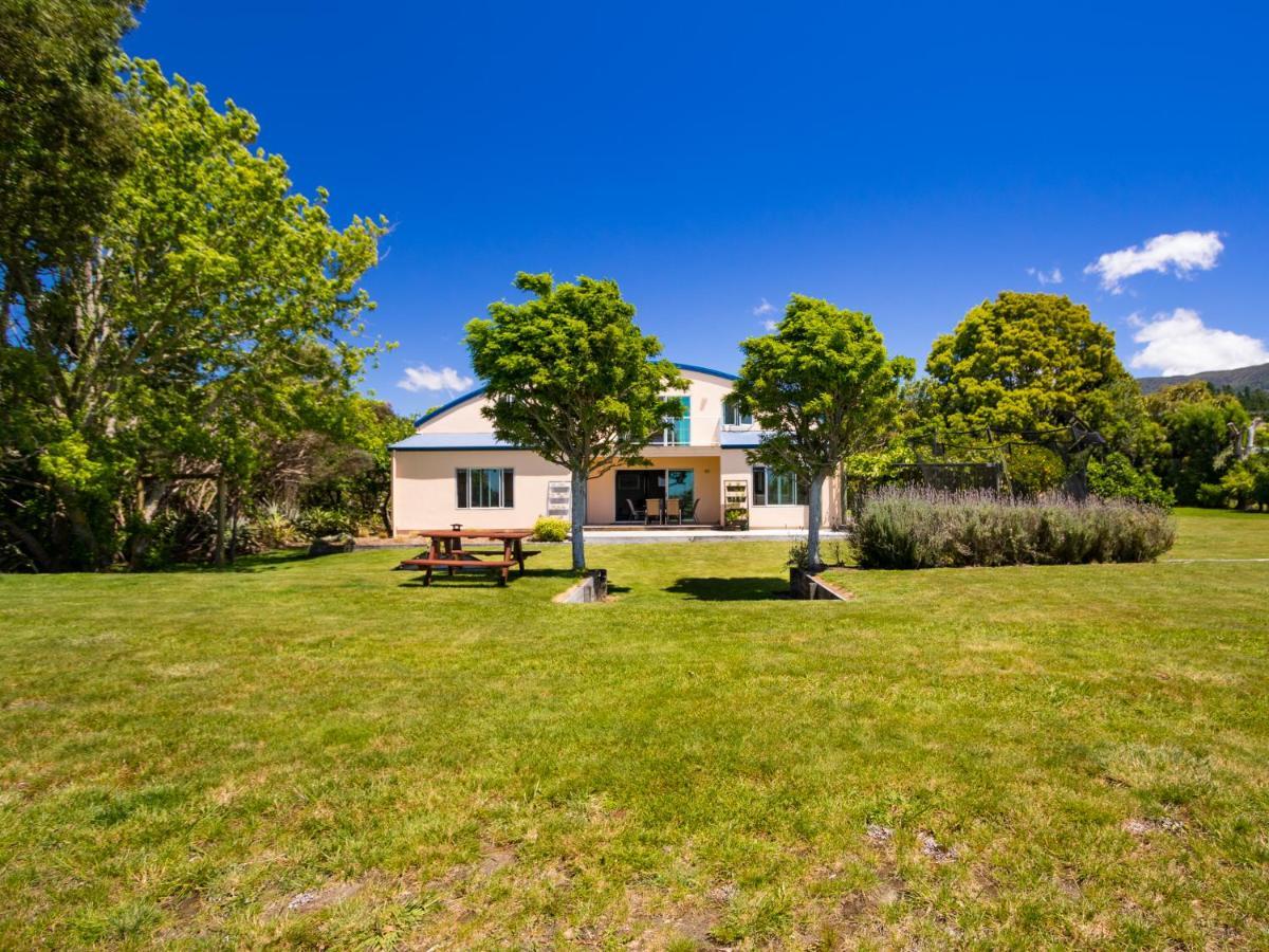 La Casa Al Mare - Golden Bay Beach House Tasman Экстерьер фото