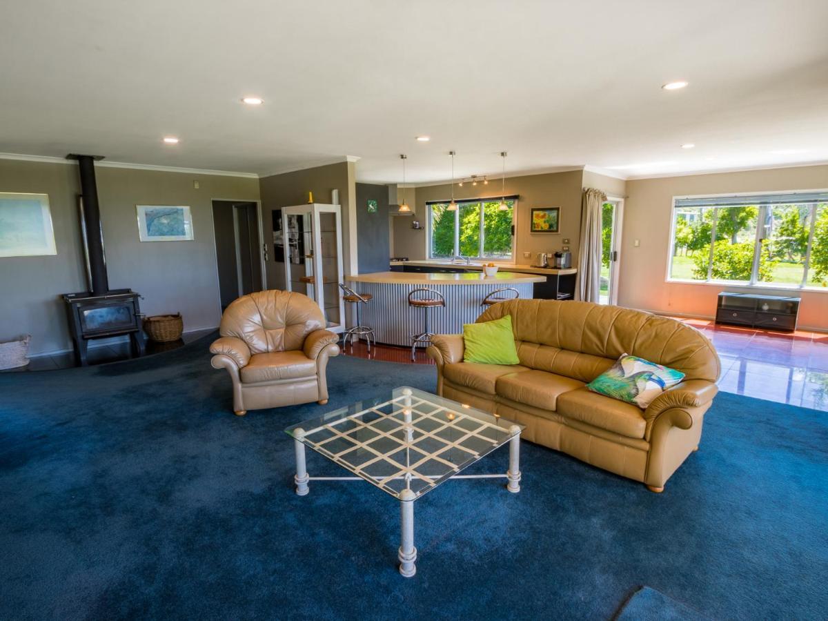La Casa Al Mare - Golden Bay Beach House Tasman Экстерьер фото
